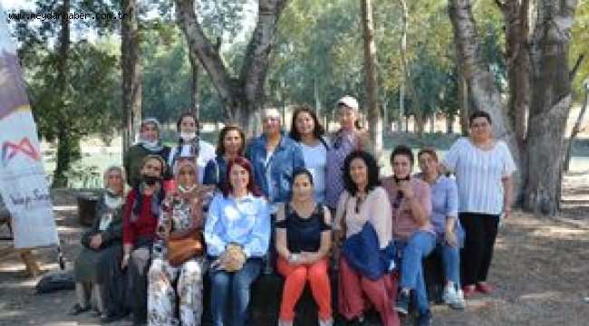 BÜYÜKŞEHİR'İN GENÇLİK KAMPI'NDA EV İŞÇİSİ KADINLAR AĞIRLANDI