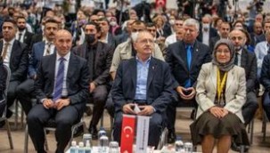 CHP Lideri İzmir'de "Türkiye Muhtarları Buluşması"nda konuştu: "Oyunuza değil sorunlarınıza talibiz"