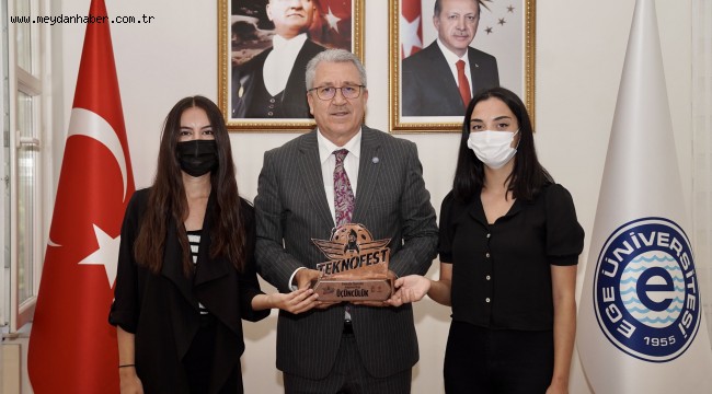 EÜ'nün ödüllü öğrencilerinden Rektör Budak'a ziyaret