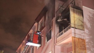 Evde çakmak gazı patladı: 2 yaralı