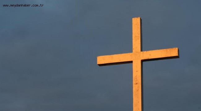 Fransa'daki kiliselerde 216 bin çocuğa cinsel istismar