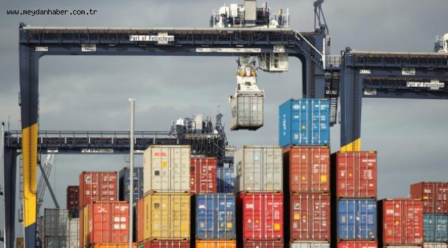 İngiltere'de nakliye krizi: Limanda konteynerler birikiyor