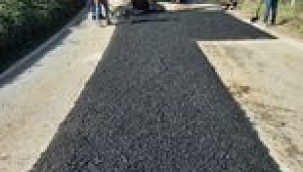 Kandıra Akçaova'da asfaltlama çalışmaları