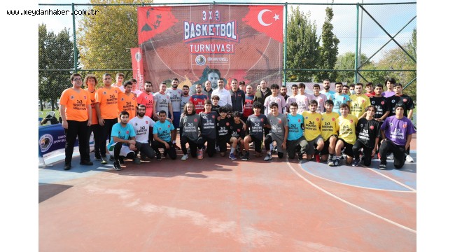 Kartal'da Cumhuriyet Kupası Basketbol Turnuvası düzenlendi