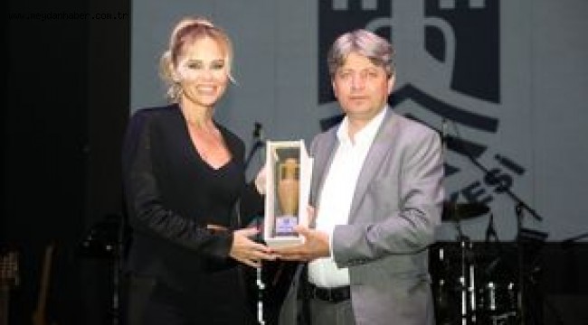 SARI YAZ KONSERLERİ'NDEN MUHTEŞEM FİNAL