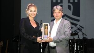 SARI YAZ KONSERLERİ'NDEN MUHTEŞEM FİNAL