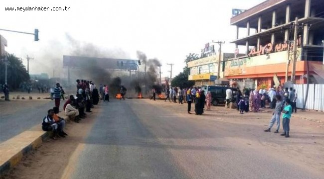 Sudan'da askeri hareketlilik: Başbakan ve bazı bakanlar gözaltında