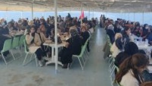 Üniversitelilerin deniz sefası