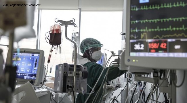 Vakalar 30 binin üstünde... Bakan Koca vefat sayısına dikkati çekti