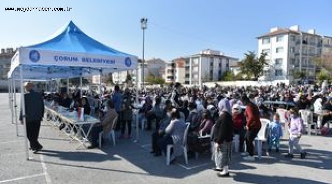 Vali Çiftçi ve Başkan Aşgın şükür lokmasına katıldı