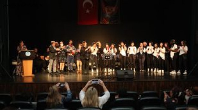 Yunus Emre Kültür Merkezi kapılarını açtı