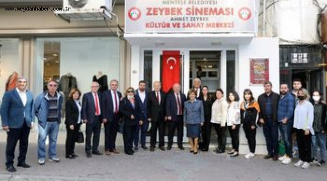 Zeybek Sineması - Ahmet Zeybek Salonu Tiyatro Oyunu ile Açıldı