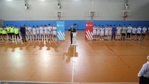 14. GELENEKSEL ÜMRANİYE SPOR OYUNLARI BAŞLADI