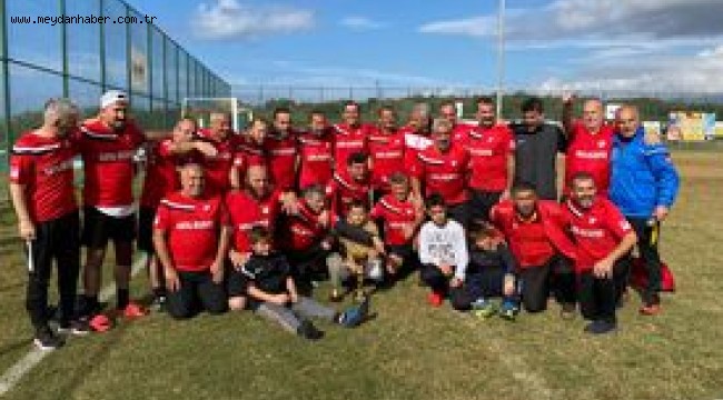 ATATÜRK BAHAR TURNUVASI'NIN ŞAMPİYONU KARTAL BELEDİYESİ OLDU