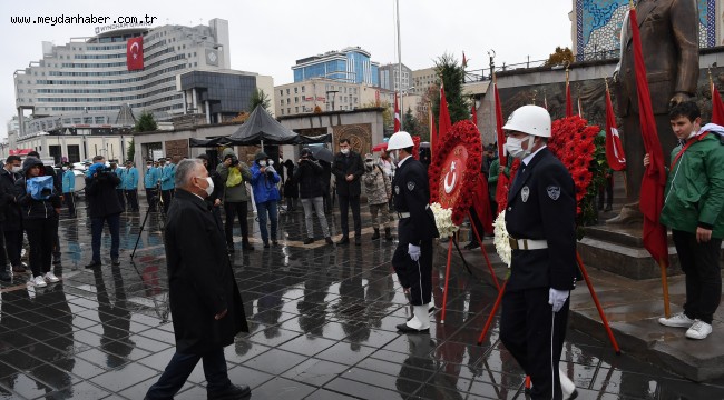 Başkan Büyükkılıç, Gazi Mustafa Kemal Atatürk'ün aramızdan ayrılışının 83. yıl dönümü anma programına katıldı.