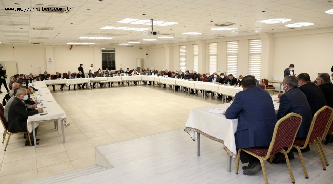 BAŞKAN BÜYÜKKILIÇ'TAN YEŞİLHİSAR'DA 35 MUHTARLA YATIRIM DEĞERLENDİRME TOPLANTISI