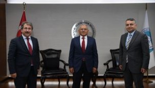 Başkan Büyükkılıç, USHAŞ Genel Müdürü Kılıçkaya'yı makamında ağırladı. KAYSERİ BÜYÜKŞEHİR'DE "SAĞLIK TURİZMİ" ZİRVESİ