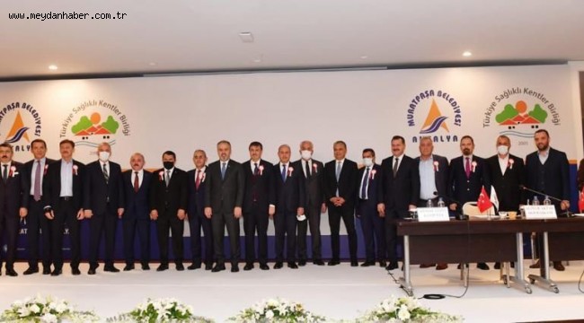 Başkan Esen, Antalya'da Sağlıklı Kentler Birliği Toplantısına Katıldı