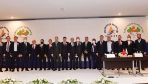 Başkan Esen, Antalya'da Sağlıklı Kentler Birliği Toplantısına Katıldı