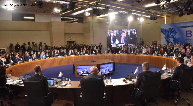 BAŞKAN KADİR ALBAYRAK BALKAN ŞEHİRLERİ ZİRVESİNE KATILDI