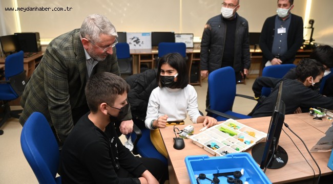 Belediye'den robotik kodlama kursu