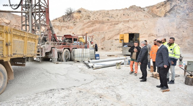 Belediye yeni içme suyu kaynakları için gece gündüz çalışıyor
