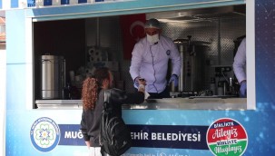 Büyükşehirden Öğrencilere Çorba Servisi