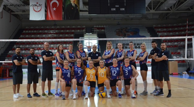 Çukurova'nın Sultanları zirve inadını sürdürüyor