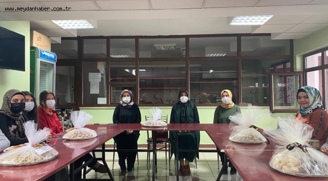 Feyza Aşgın, kız yurdunu ziyaret etti