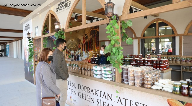 GENÇLER, ZAHİRE EVİ İLE YÖRESEL ÜRÜNLERİ KEŞFETTİ