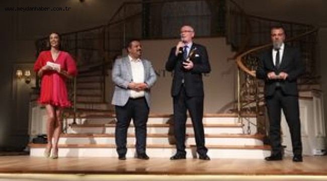 Halk Market'e Yılın Sosyal Sorumluluk Projesi ödülü