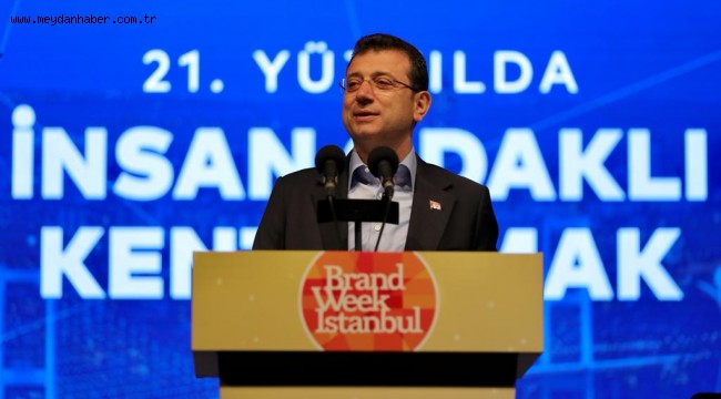 İMAMOĞLU'NDAN 'GELECEĞİN DÜNYASI' TESPİTİ: HER ŞEYİ BİLEN YÖNETİCİLER MİZAH UNSURU OLACAK