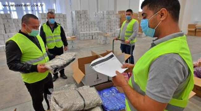 İzmir Büyükşehir Belediyesi'nin, "Kara Kış Destek Hattı" hizmete girdi