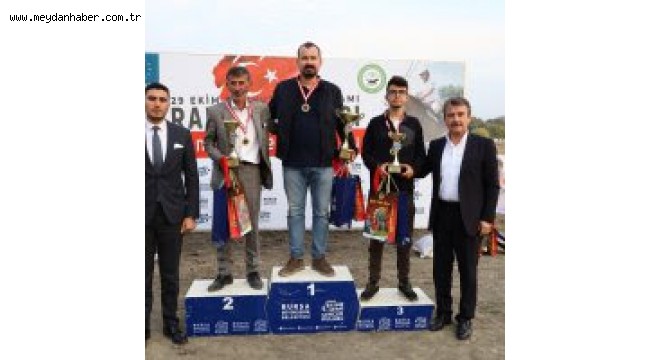 Rahvan atlar Cumhuriyet için koştu