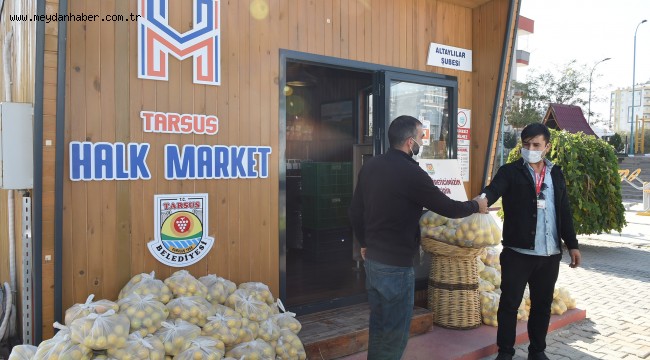 TARSUS BELEDİYESİ İHTİYAÇ SAHİPLERİNE DESTEK OLMAYA DEVAM EDİYOR -7 TON LİMON VATANDAŞLARA ÜCRETSİZ DAĞITILDI