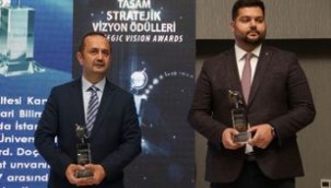 TASAM'dan Başkan Büyükakın'a Stratejik Vizyon Sahibi Siyasetçi Ödülü