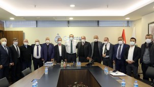 TAŞDELEN KÖY MUHTARLARIYLA BİR ARADA 