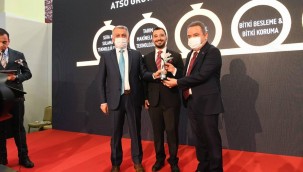 VALİ ERSİN YAZICI GROWTECH FUARINA VE ÖDÜL TÖRENİ'NE KATILDI