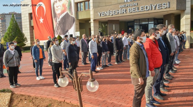 Yenişehir Belediyesi Ata'yı andı