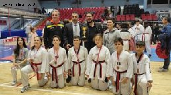 YUNUSEMRELİ TAEKWONDOCULARDAN BİR BAŞARI DAHA