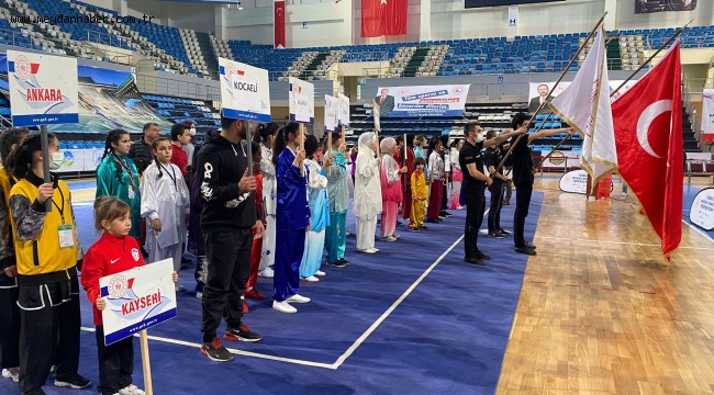 BAŞKAN BÜYÜKKILIÇ "MİNİK" ŞAMPİYONU TEBRİK ETTİ