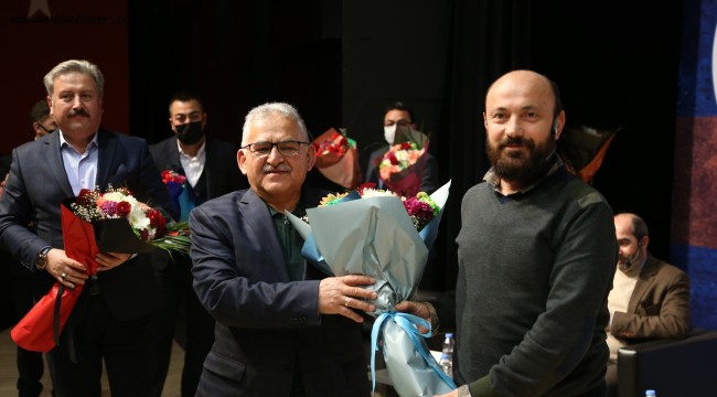 BAŞKAN BÜYÜKKILIÇ, USTALARLA ŞİİR DOLU GECEYE KATILDI