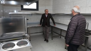 BAŞKAN ÖZLÜ EĞİTİM MUTFAĞINI İNCELEDİ