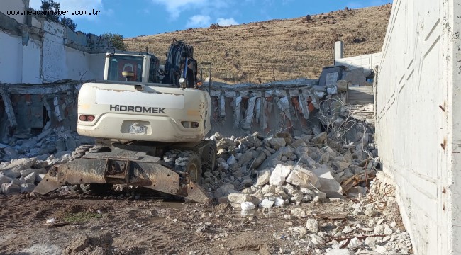 BODRUM'DA KAÇAK YAPI İLE MÜCADELE