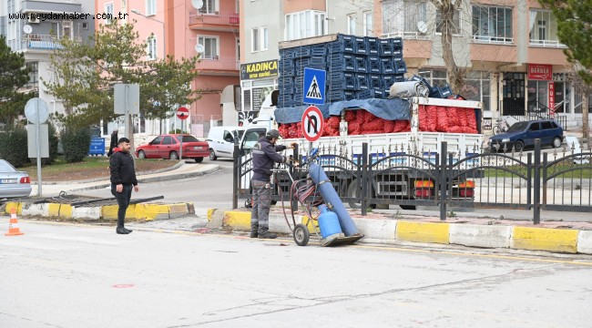 Cemilbey Caddesine yeni kavşak
