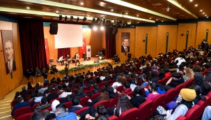 CUMHURİYET DESTANI ALTINDAĞ'DA 