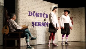 Döktür Bi Şekspir Adlı Oyun Kartal'da İzleyici ile Buluştu