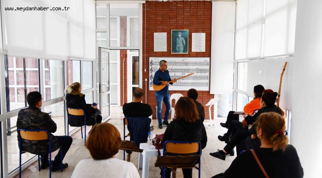 Fethiye Belediyesi Bağlama Kursu devam ediyor