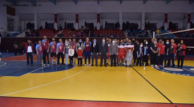 FİNAL MAÇI NEFESLERİ KESTİ