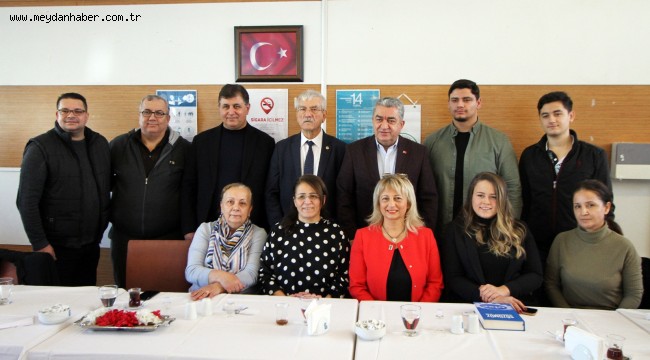 Karşıyaka Balkan Kadınları Derneği kahvaltıda buluştu